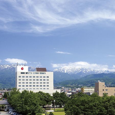 Hotel Granmirage Uozu Esterno foto